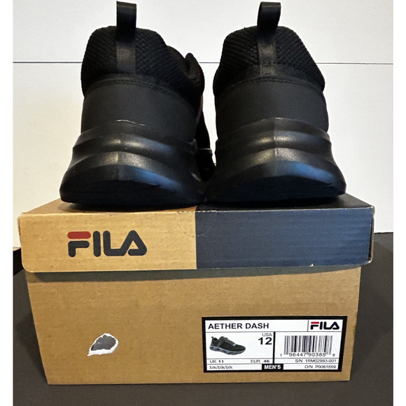 NWT Fila Aether Dash Men\'s Running Shoes Black And White Size 9.5 main image 2
